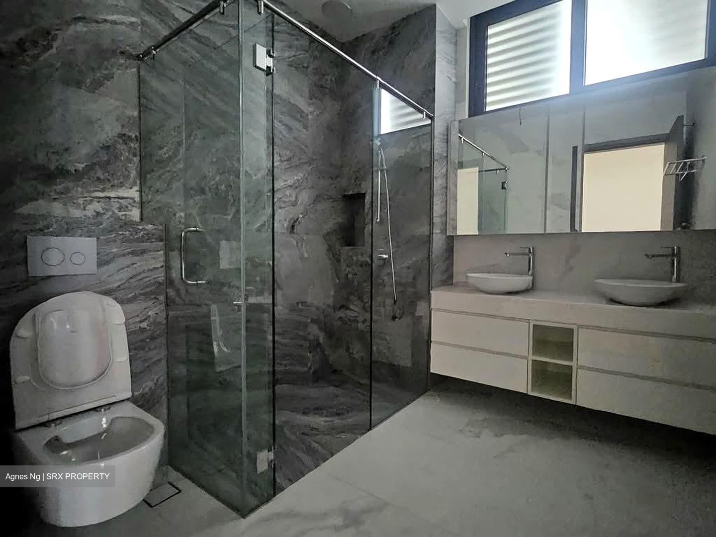 Yong Seng Estate (D14), Semi-Detached #556428141